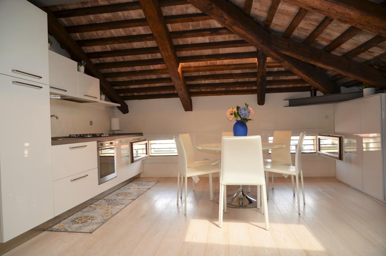 “Al Commercio” Luxury Loft Noale Exterior photo